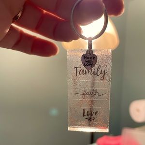 Family faith and love keychain